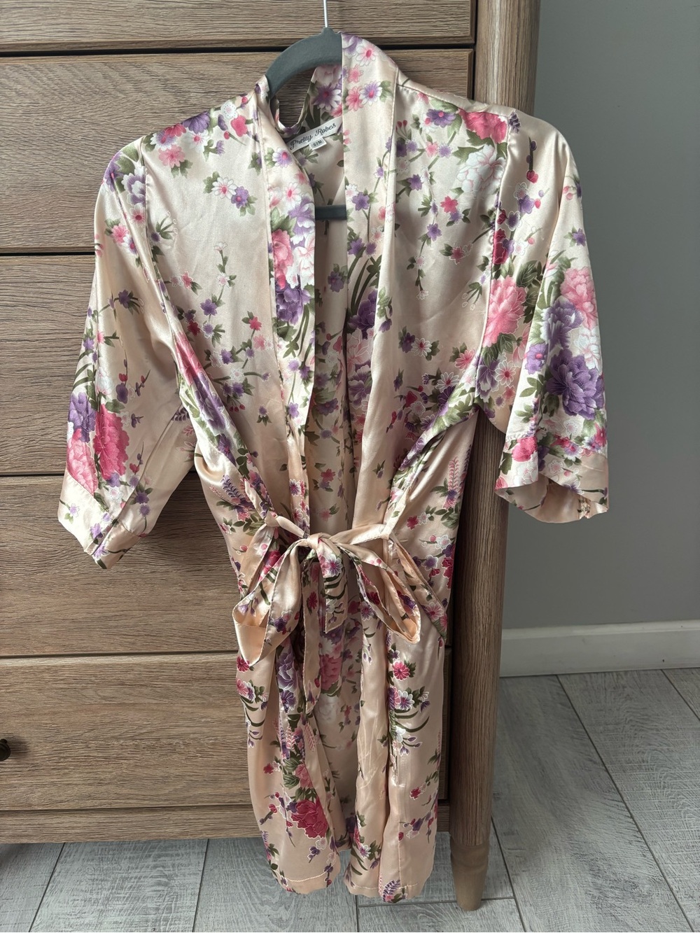 Silky Floral Kimono Robe in Cream with Pink & Purple Flowers